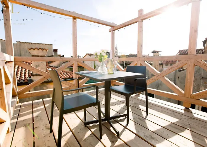 Loversinitaly Romantic - Altana And Jacuzzi Apartman Velence