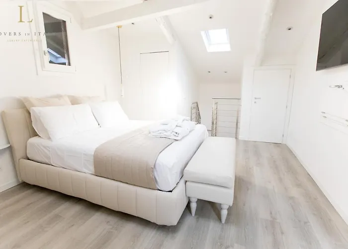 Loversinitaly Romantic - Altana And Jacuzzi Apartman Velence